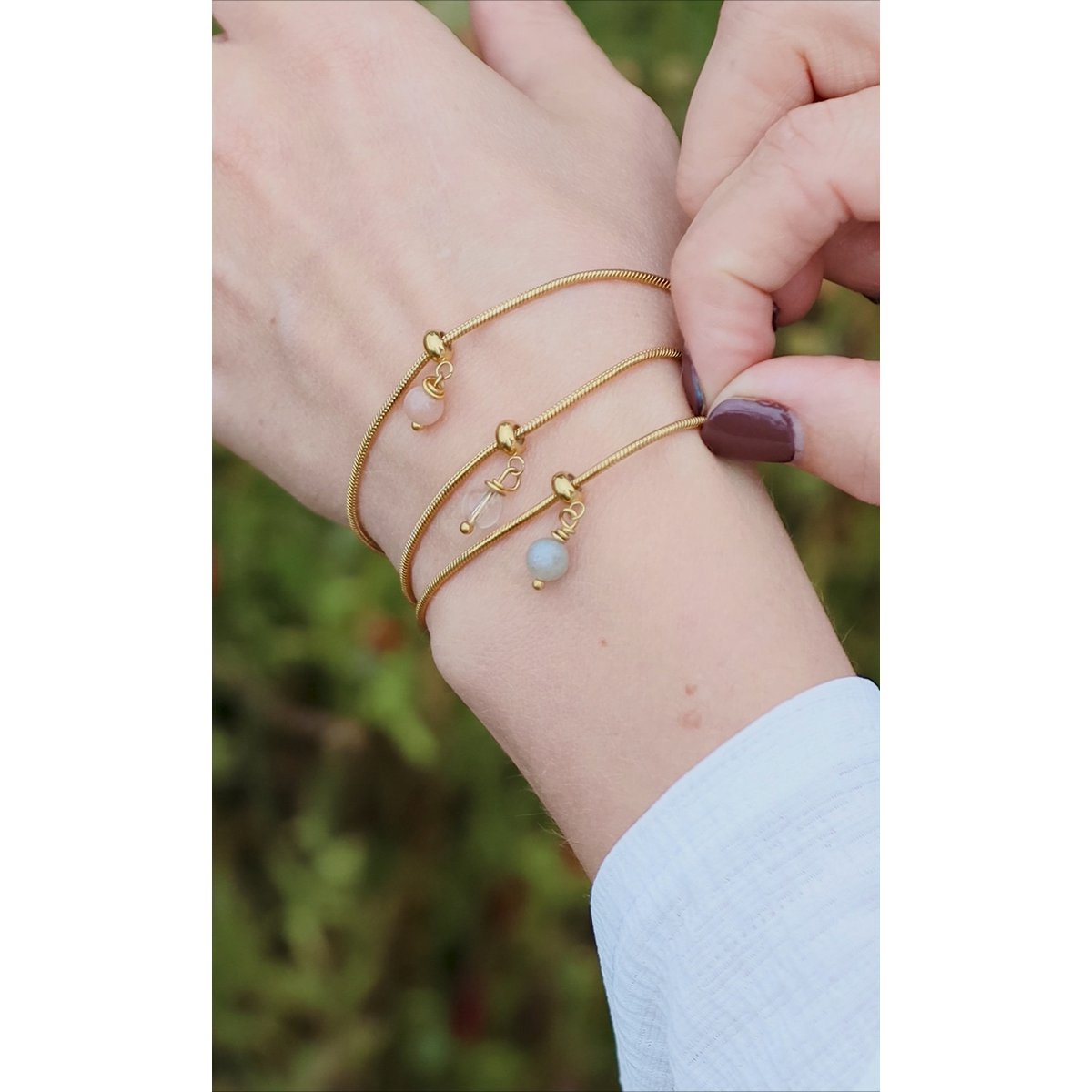 Esencia o mi brazalete con piedras preciosas