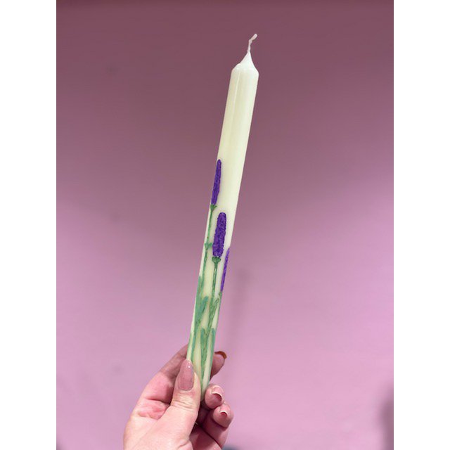 Handbeschilderde dinerkaars Ecru | Lavendel