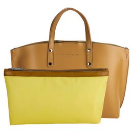 RB1024S | Borsa Donna a Mano in Vera Pelle Made in Italy con tracolla removibile. Sacca grande interna estraibile. Accessori Canna di Fucile Lucido - Colore Cognac - Dimensioni: cm 48x31x11