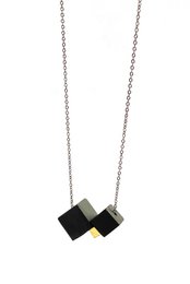Catena di cemento // CUBE GOLD