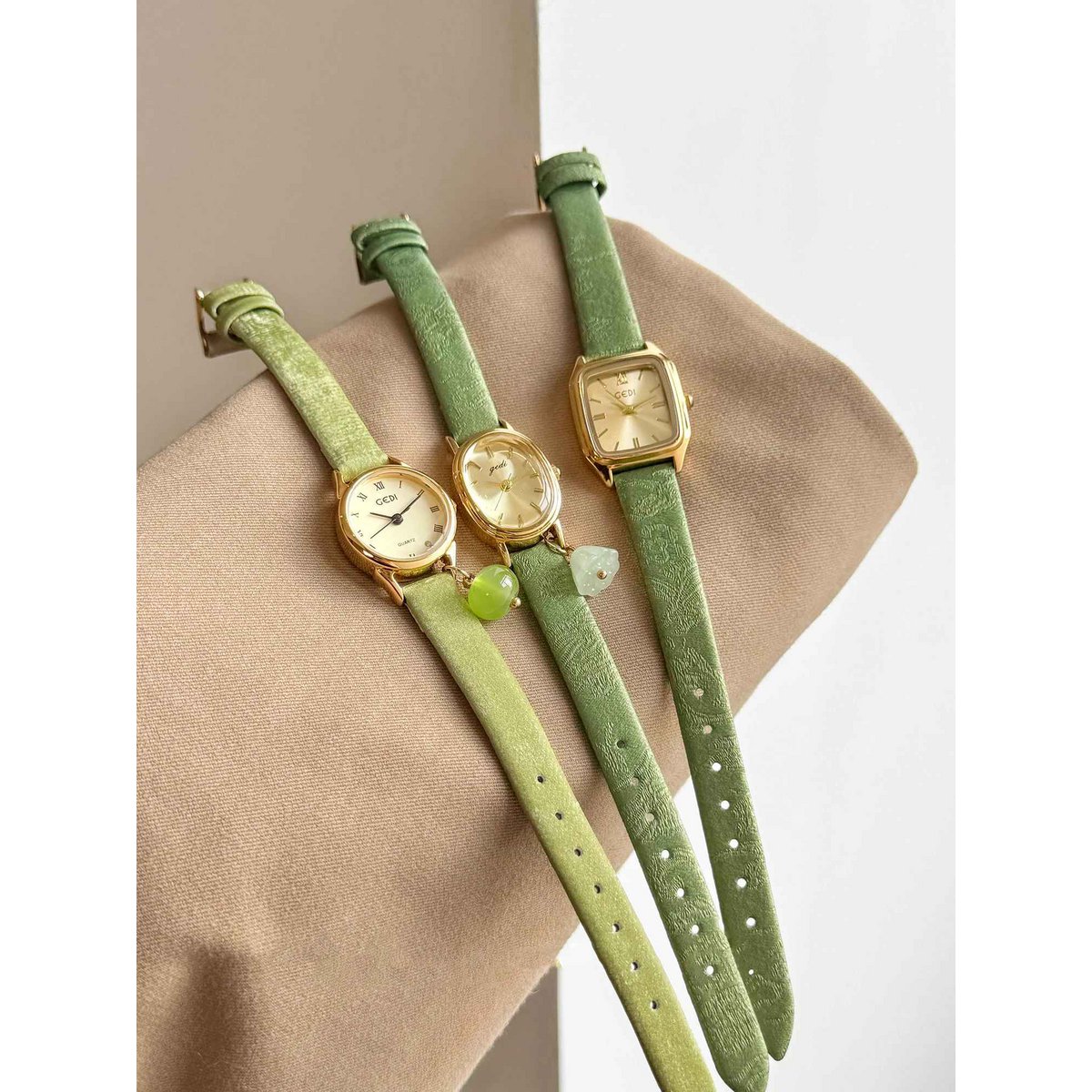 Pesto - Vintage groen leren dameshorloge