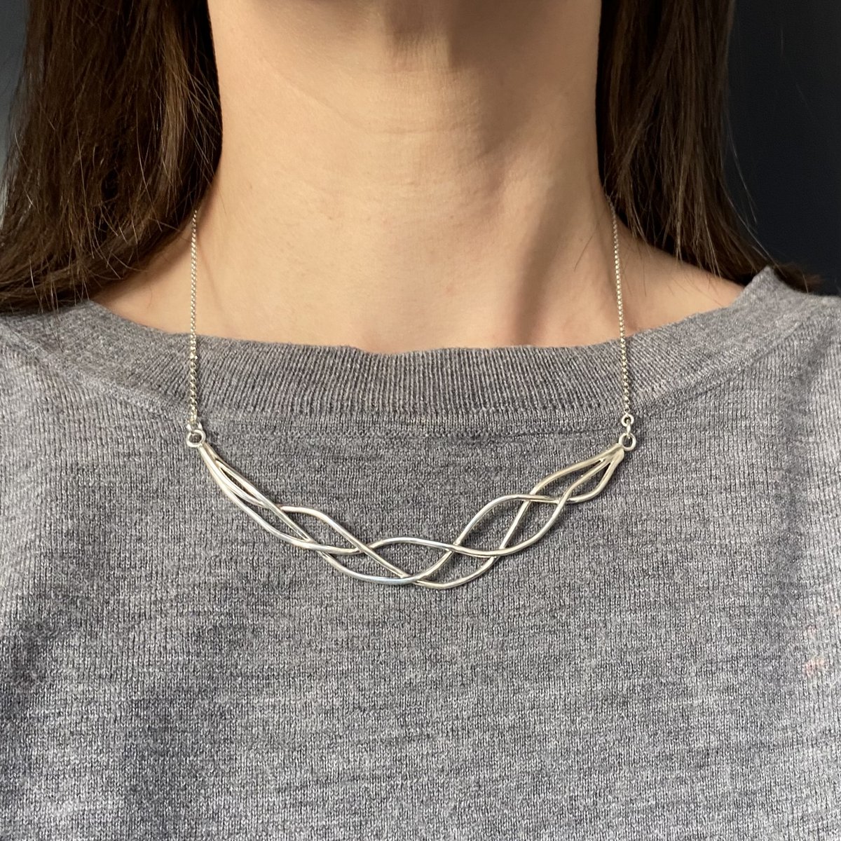Collana in groviglio d'argento