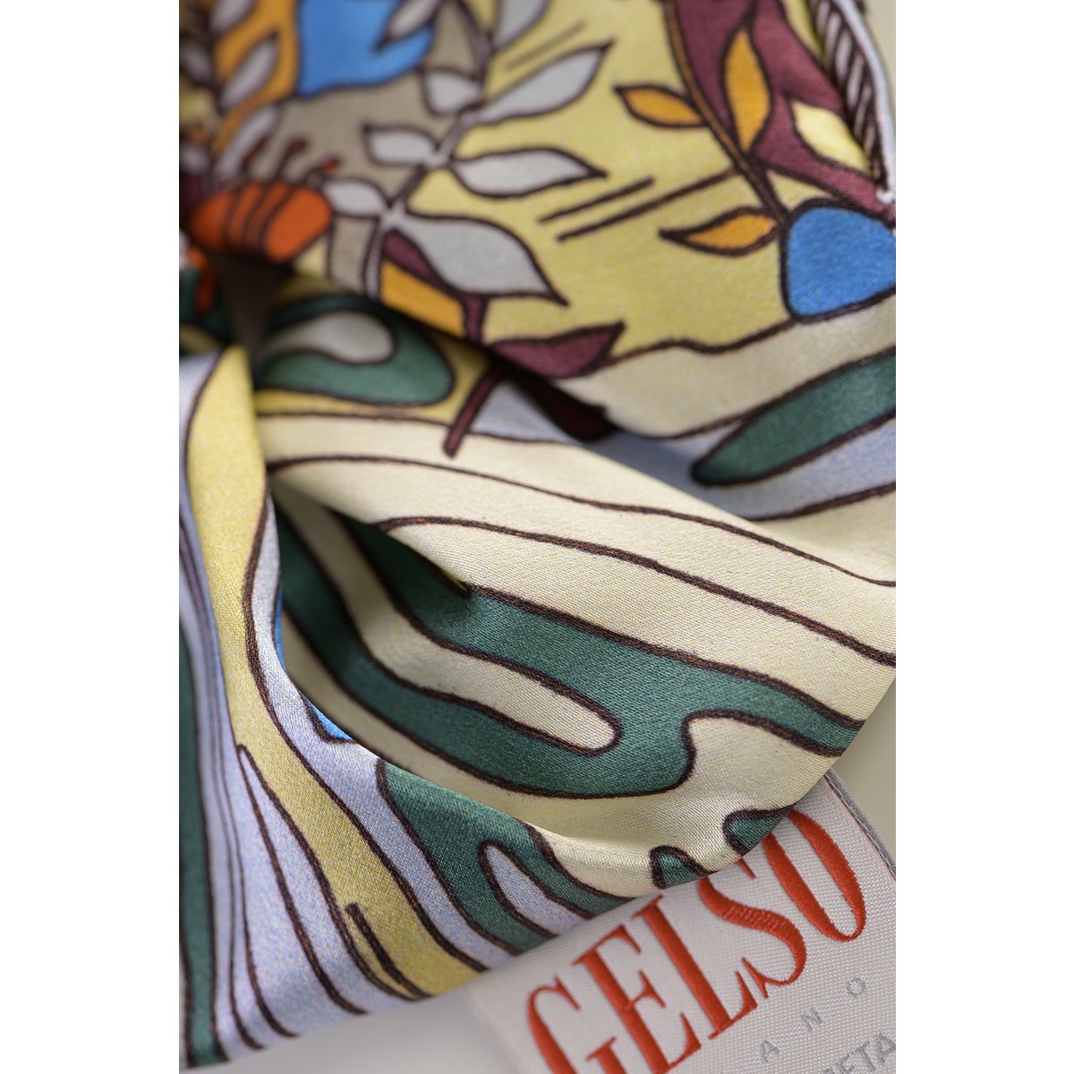 Scrunchies in seta con stampa "Jungle".