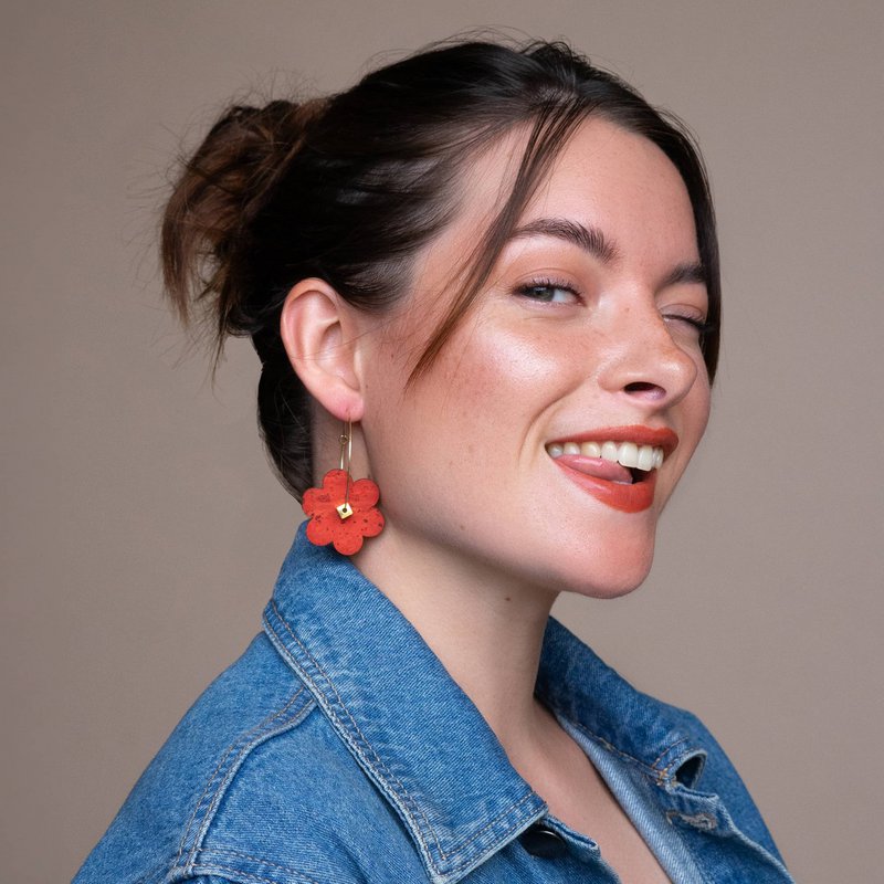 Vilde blomster - uoverensstemmende øreringe
