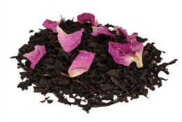 Black tea with rose petals
