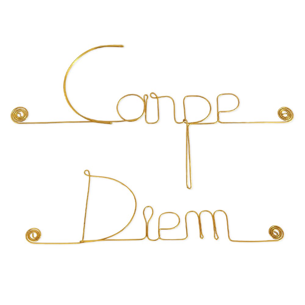 Vægdekoration i gylden messingtråd "Carpe Diem" - til at nåle - Vægsmykker
