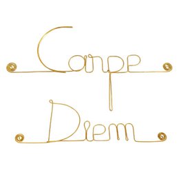 Decorazione da Parete in Filo di Ottone Dorato "Carpe Diem" - da appuntare - Gioiello da muro
