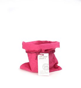 SOFT PAPER pouch + 16.5 x 19cm, fuchsia