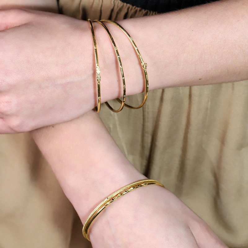 Lotus bangle