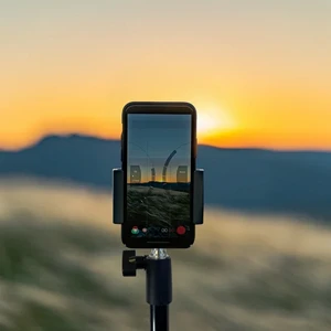 Stativ für Smartphone und Kamera – 160 cm