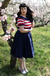 EU Stock Darlene Retro Swing Dress in Navy med røde og hvide striber