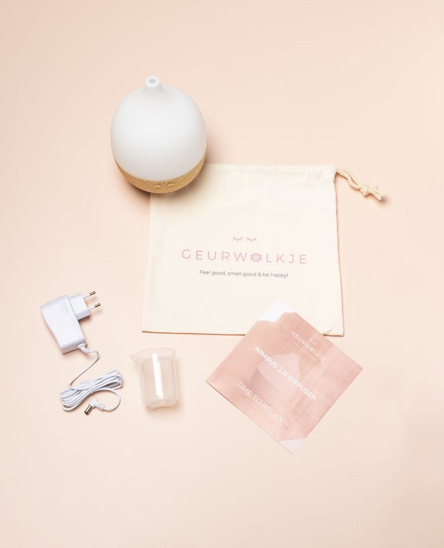 Close 2 Nature 2.0 also night light - Geurwolkje® Diffuser - Light wood - 200 ml - Recommended retail price €44.95