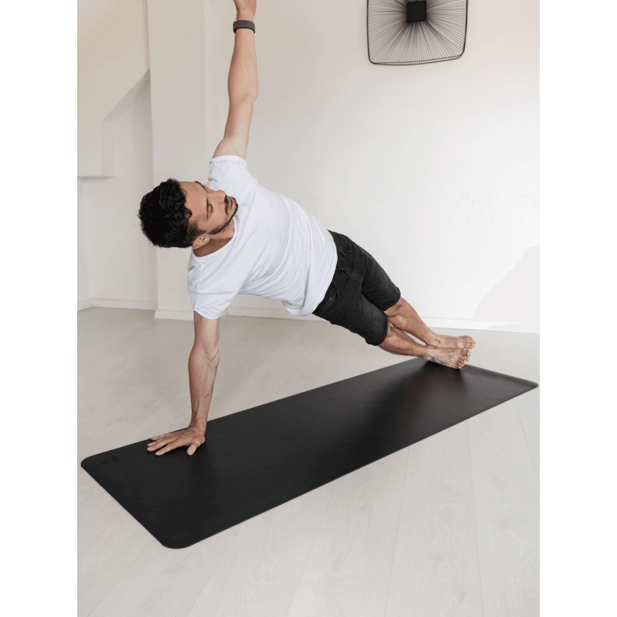 COLCHONETA DE YOGA NEGRA DIYogi™