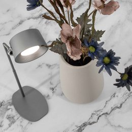 Schreibtischlampe Design LED auf Batterie weiß, mit Wandmontage