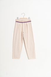 White kids shorts, available in sizes 2-3Y, 4Y, 6Y, 8Y, and 10Y. Made of lightweight, breathable material for comfort.