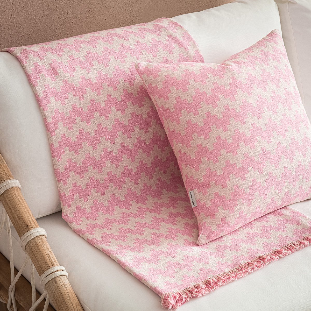 Überwurf GOFIS HOME Sommerwellen Gum Pink 466/ 23