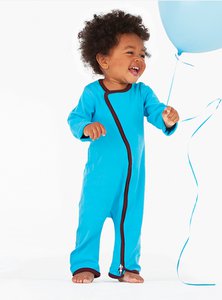 Einfach zu wechselnder Onesie mit Reißverschluss