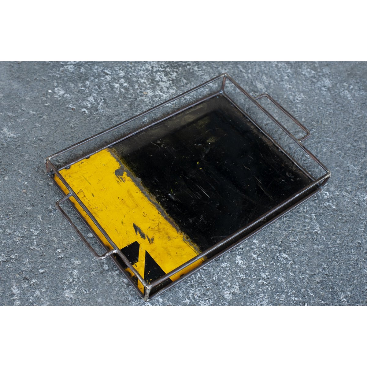 Upcyclingbakke lavet af genbrugte olietønder | Størrelse S (30*20cm) | forskellige farver
