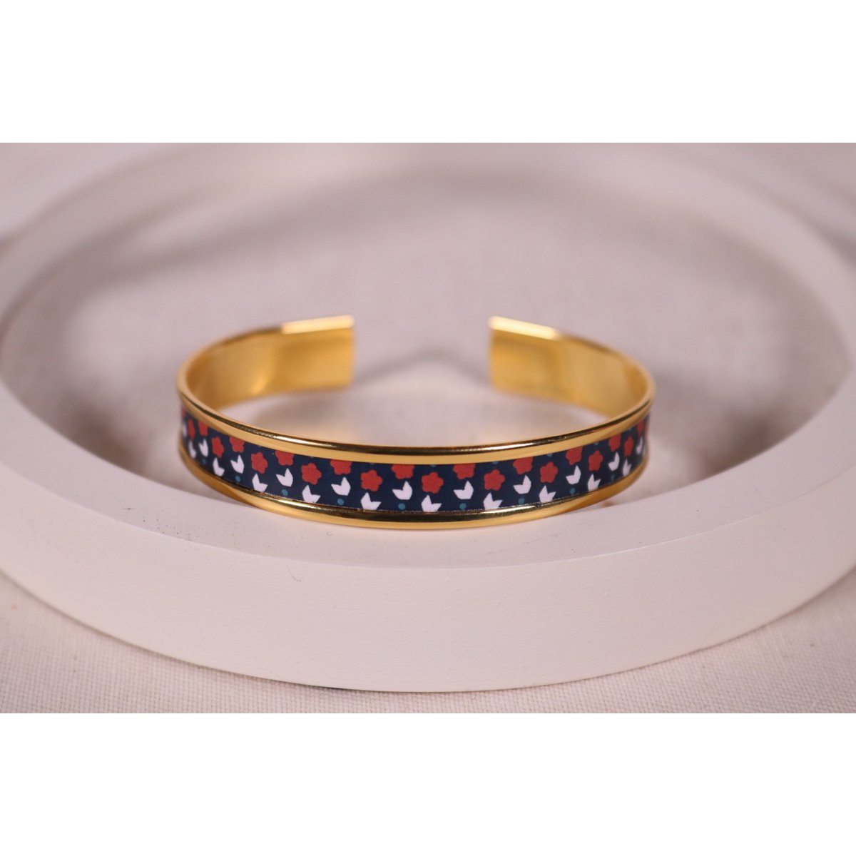 Chūrippu Japanese pattern bangle