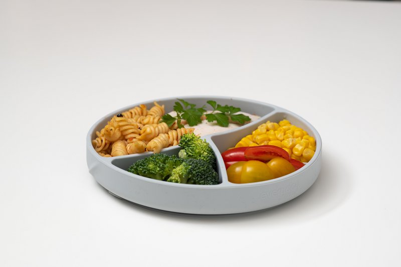 SILICONE PLATE WITH SUCTION CUP LIGHT GRAY
