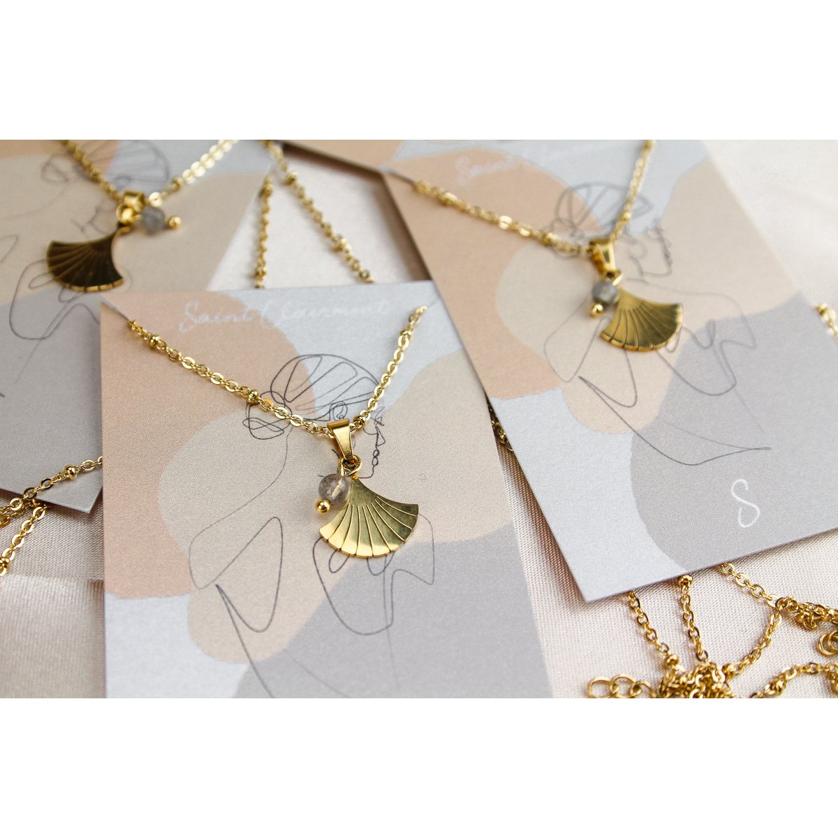 Collier Ginkgo & Labradorite - Doré