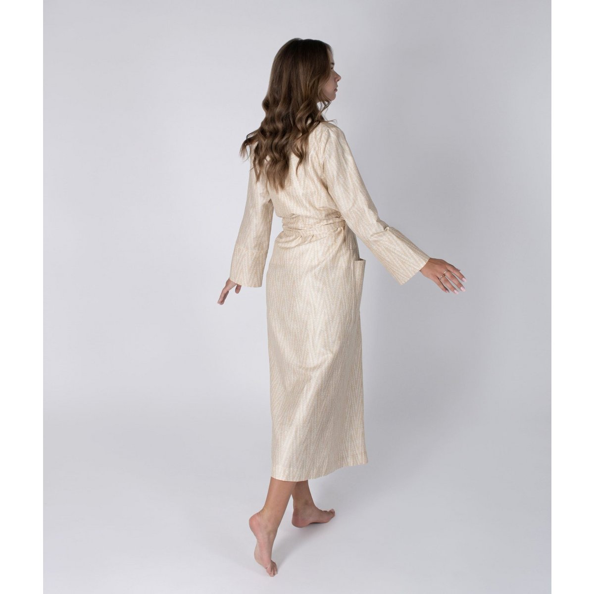 Klassischer Satin-Bademantel in Twist-Gold