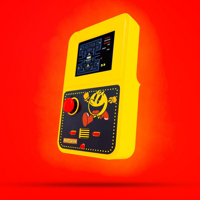 Pac-Man - retro gaming handheld