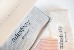 Damen Strickmütze Beanie Strickbeanie Frauengeschenk Geschenkbox weiß softbeige