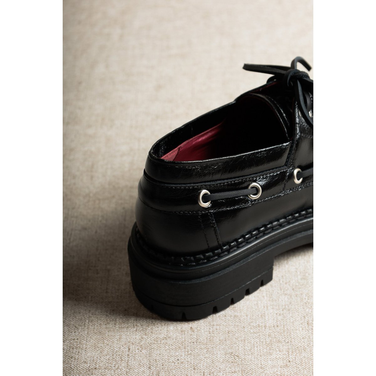SAILOR BLACK – Leren bootschoen met dikke zool