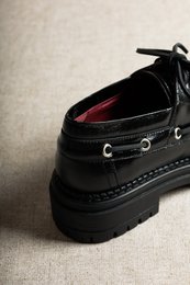 SAILOR BLACK – Leren bootschoen met dikke zool