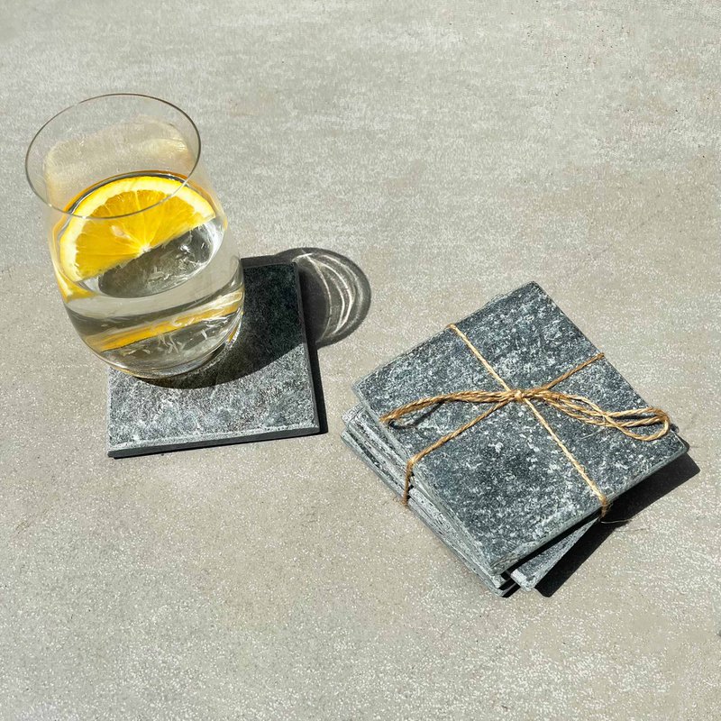 Untersetzer | Gemeißelter Schiefer 4er-Set | 10x10cm