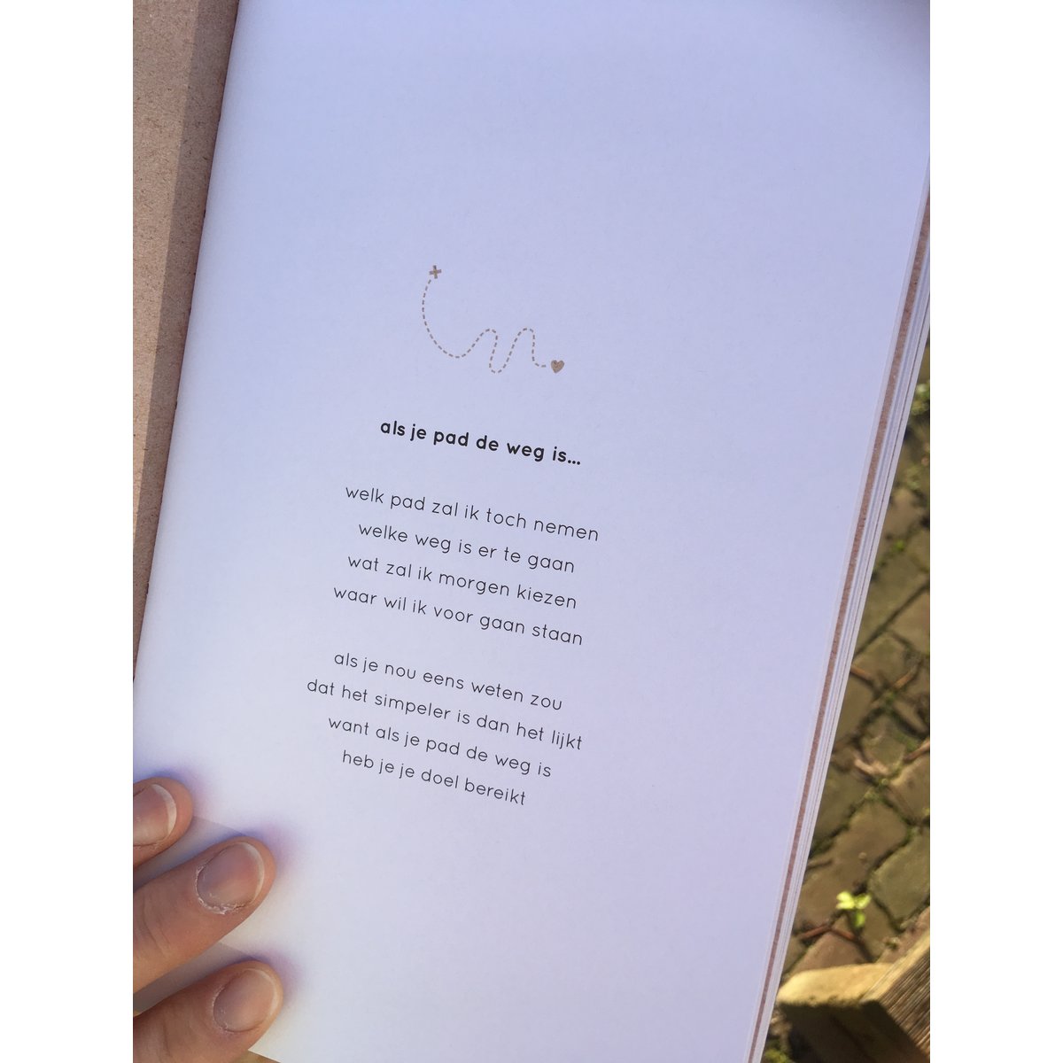 LIGHT in the dark - about love, fear, hope and life