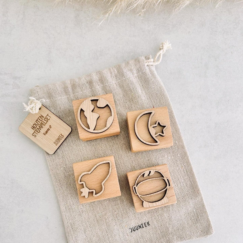 Espace de jeu de tampons en bois (8 motifs, double face)