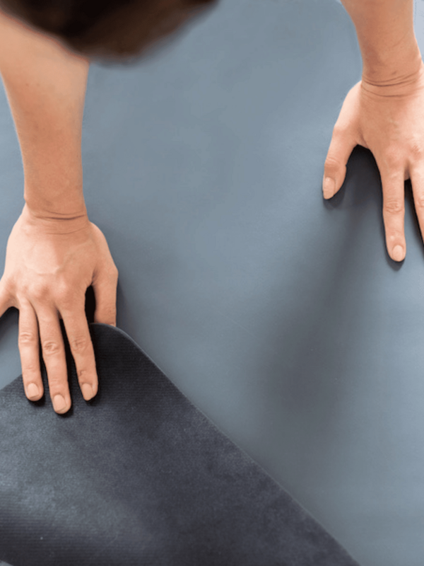Tappetino yoga in gomma naturale - grigio chiaro