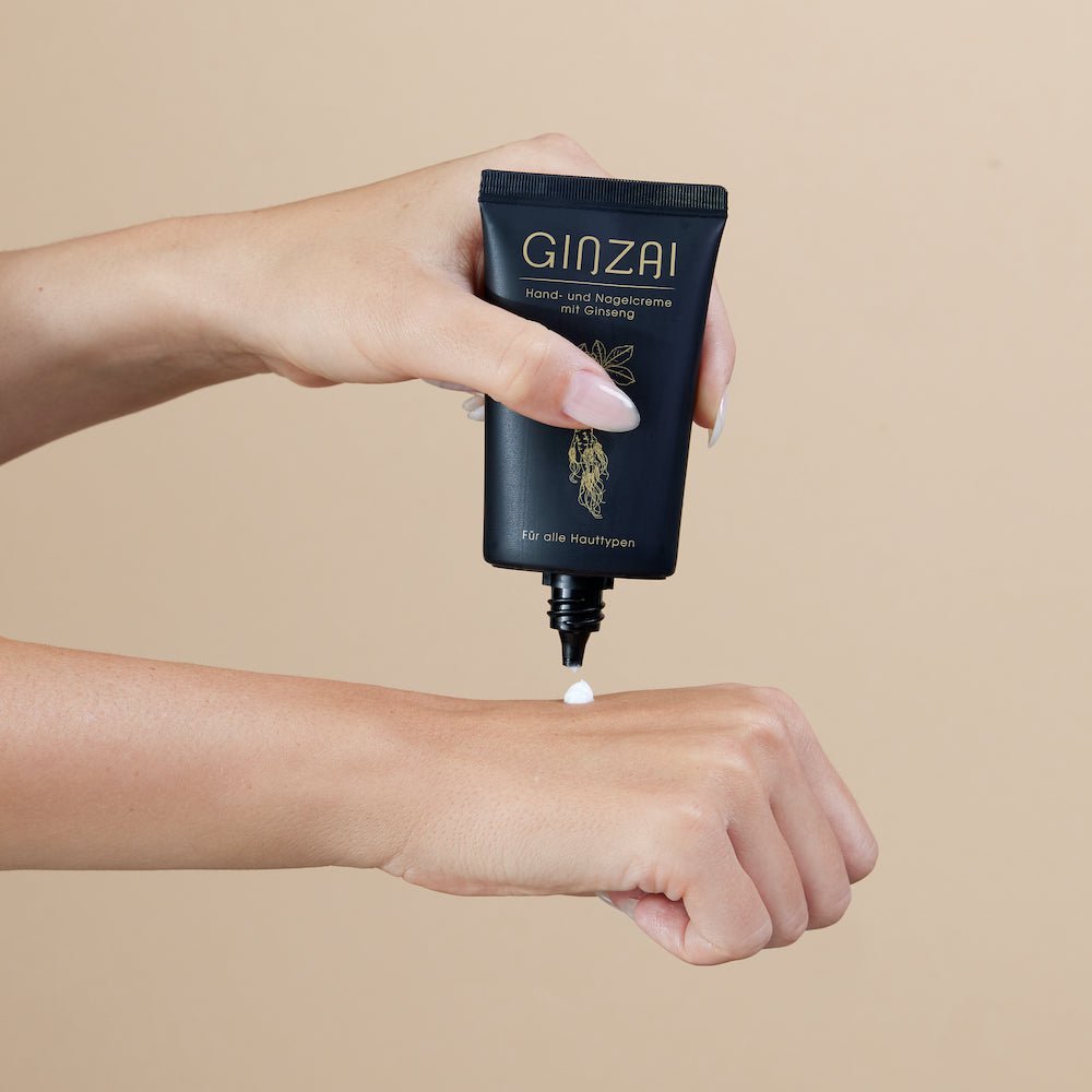 PREMIUM hand and nail cream with ginseng
