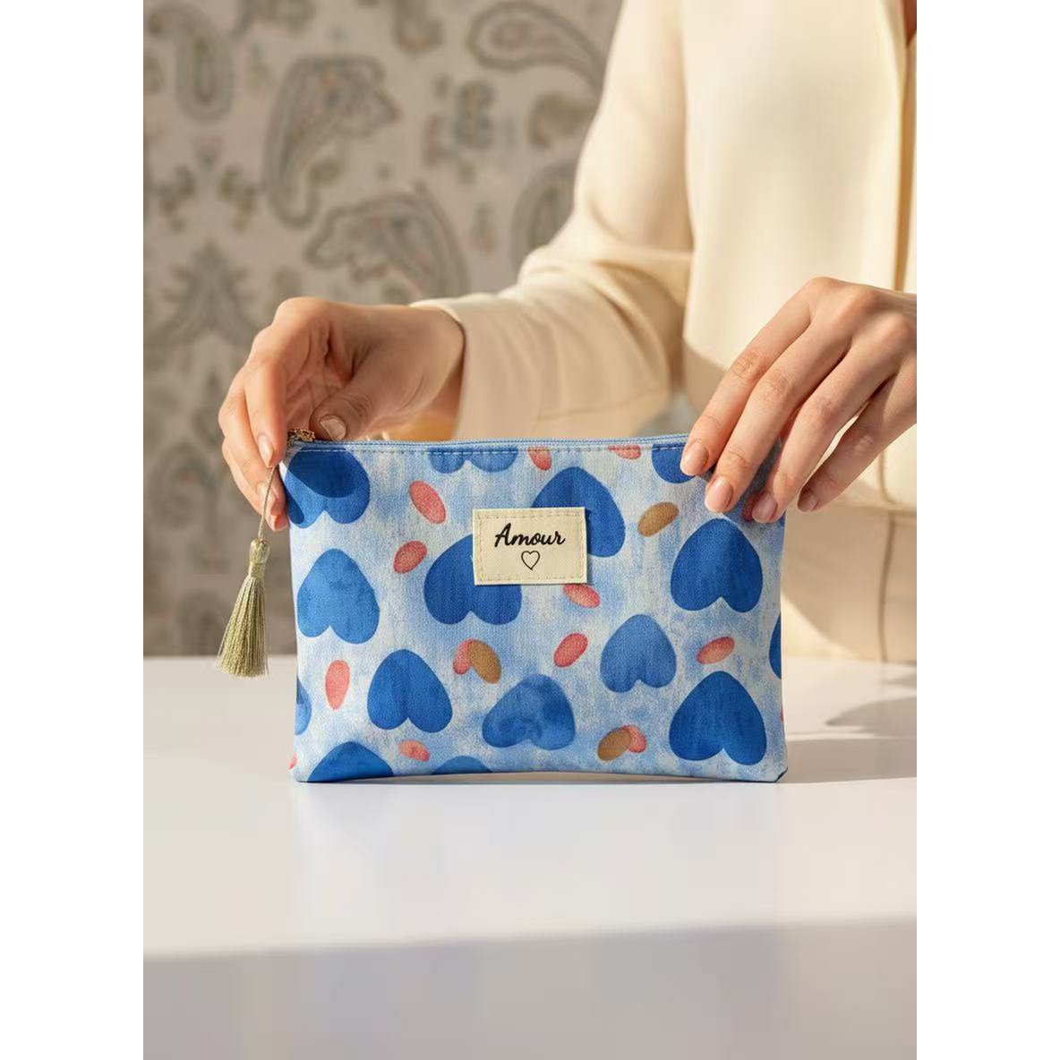 Toilettas etui 14x20 cm bedrukte harten Love gift pompon