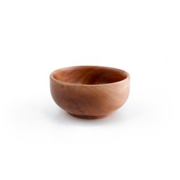 "Handmade wooden rice bowl, 15 cm in diameter, made from eco-friendly Khaya wood. Features a simple, round shape and natural wood grain texture."