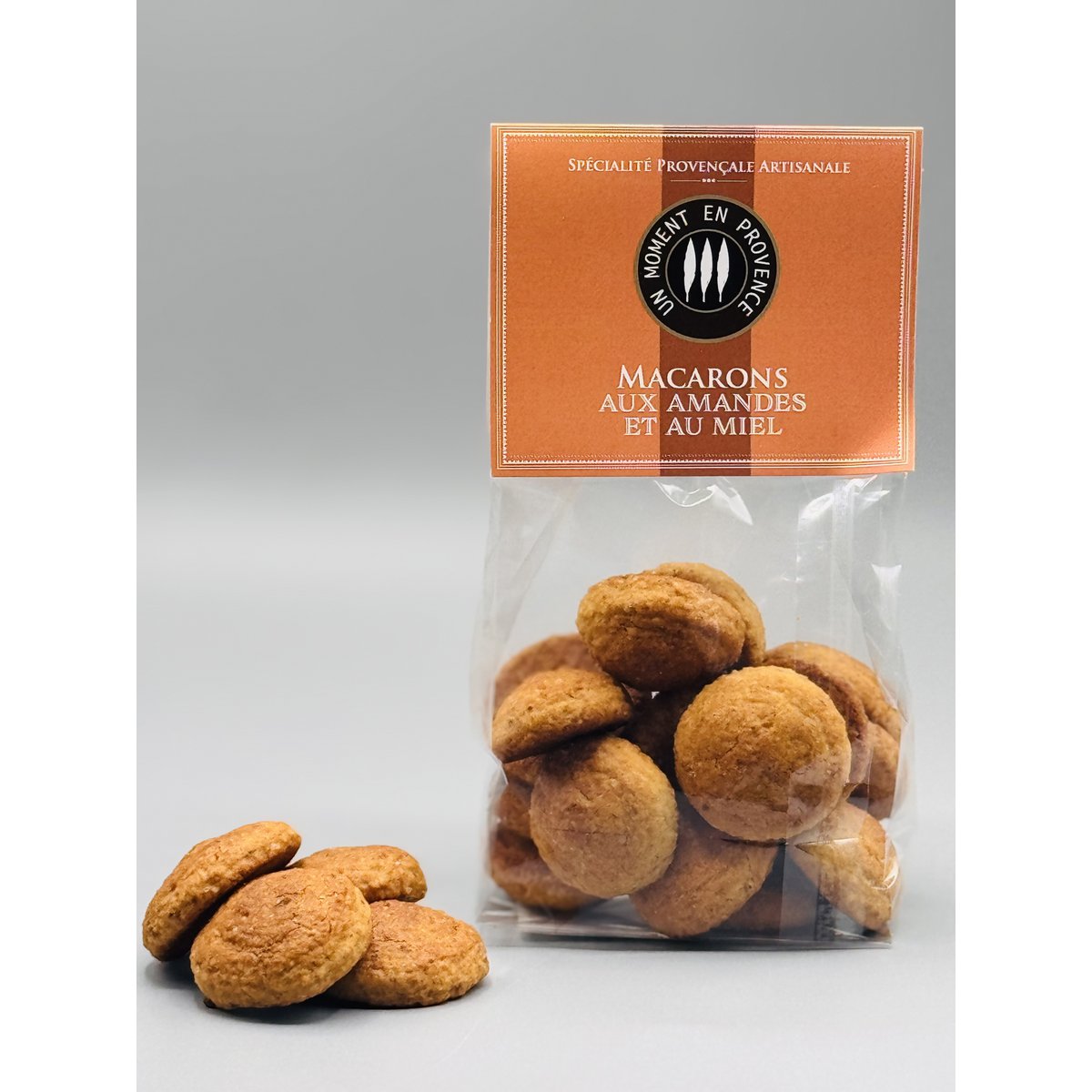 Macarons Amande et Miel 150g : Un Voyage Gourmand au Cœur de la Provence 🍯🌰