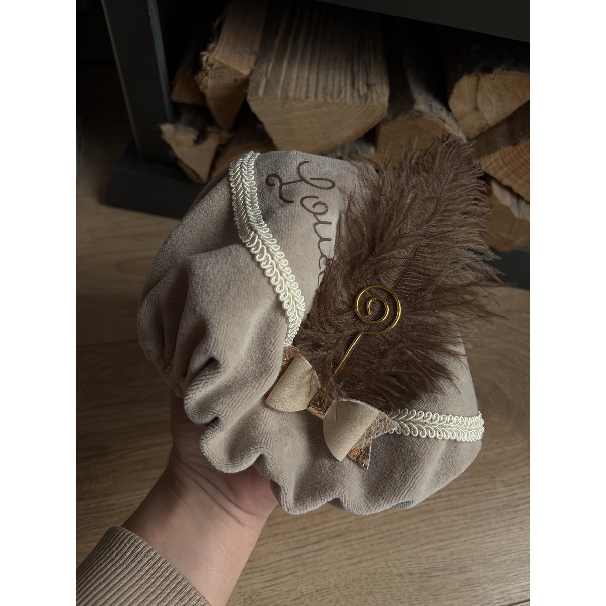 Pete hat - Beige with gold bow
