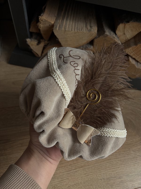 Pete hat - Beige with gold bow