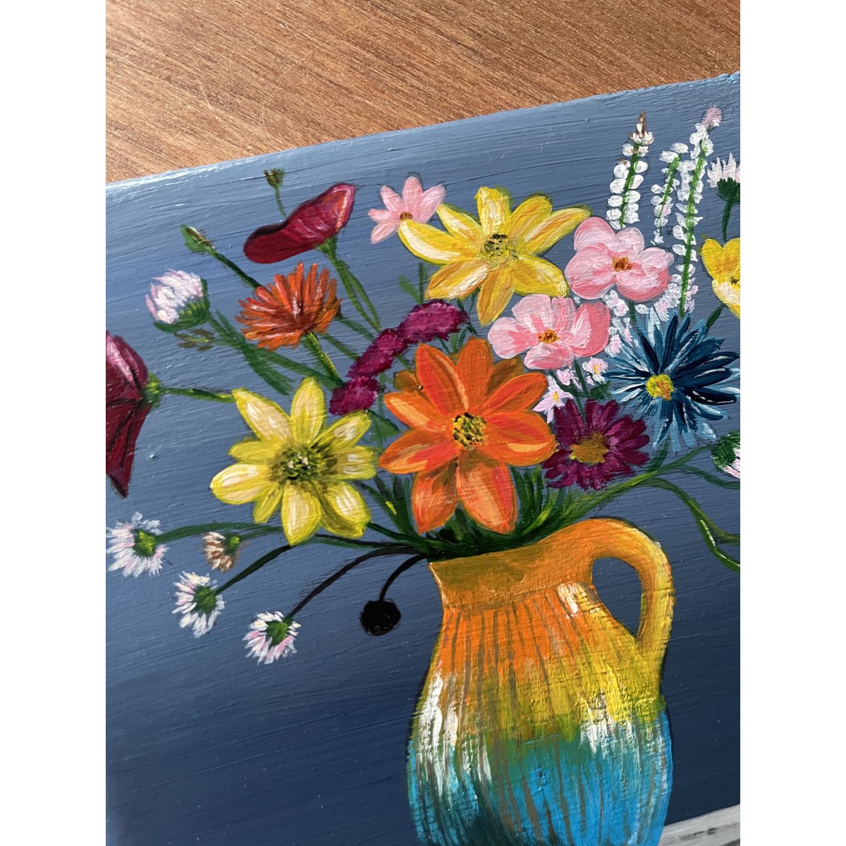 Tuile florale peinte à la main — œuvre d’art originale | 10 × 10 cm
