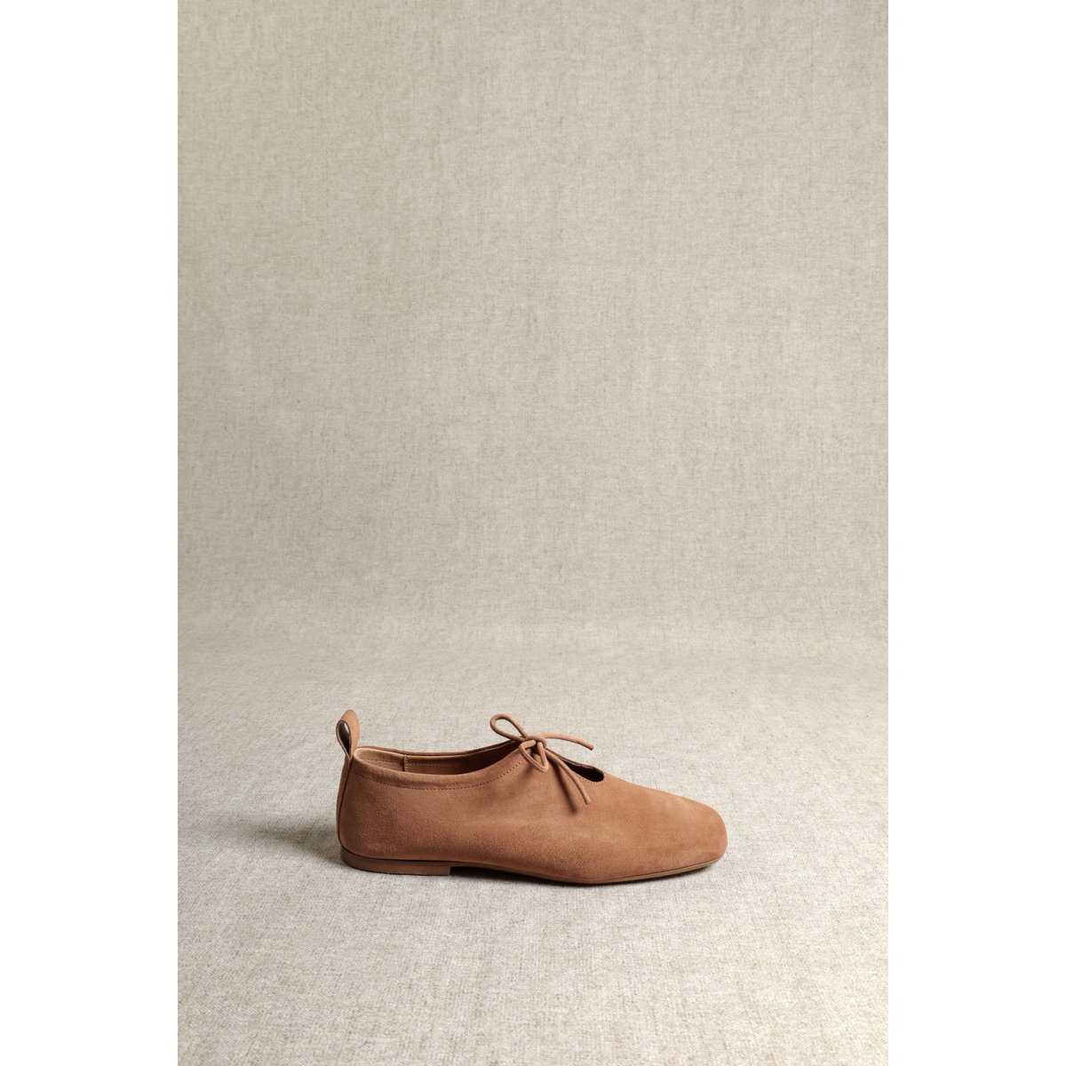 KATY COGNAC – Flache Schuhe aus weichem Leder mit Schnürung vorne