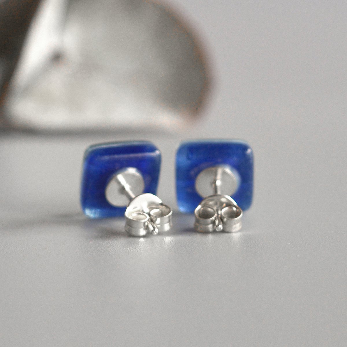 Oceaangolfoorknopjes in kobaltblauw, glas en sterling zilver 925