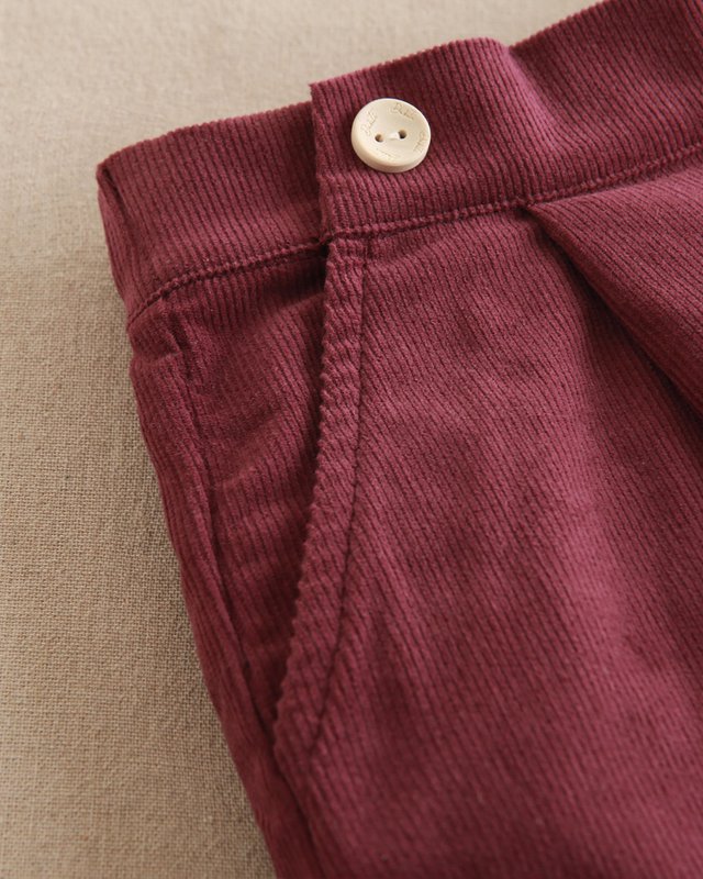 Short violet en velours côtelé pour fille avec boutons sur le devant P75-11604111