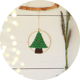 Christmas holiday tip! - DIY Crochet kit Christmas tree in wooden ball