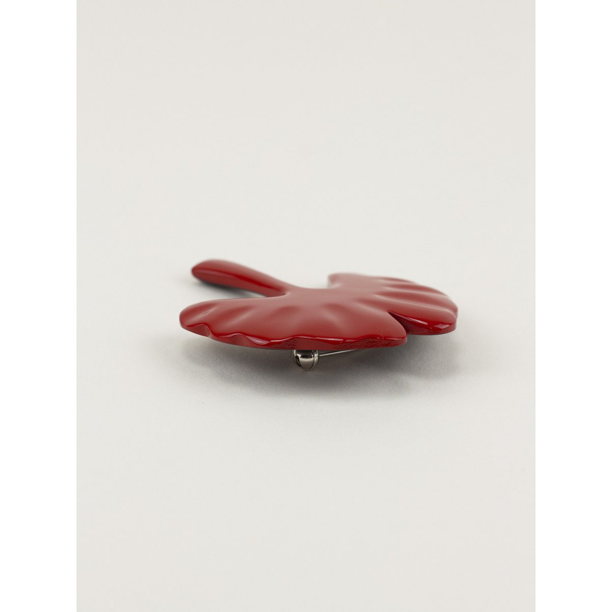 Red lacquered gingko brooch