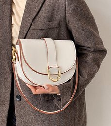Petit sac à main AnBeck 'Be Yours' avec 2 options de transport (2 options de couleurs)
