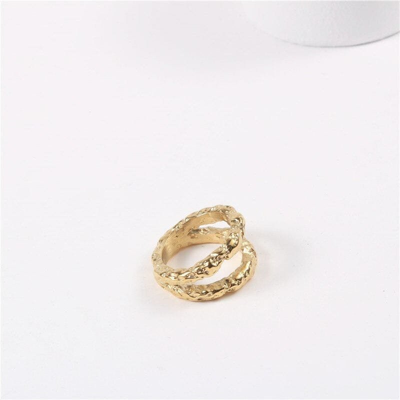 Dubbeldeks getextureerde ring