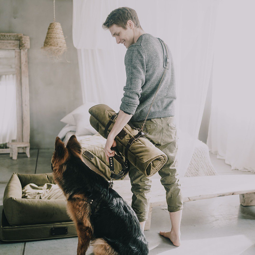A lair, a portable mat from the Fluffy Puppy brand, Velour material, 15 colors, hand made!