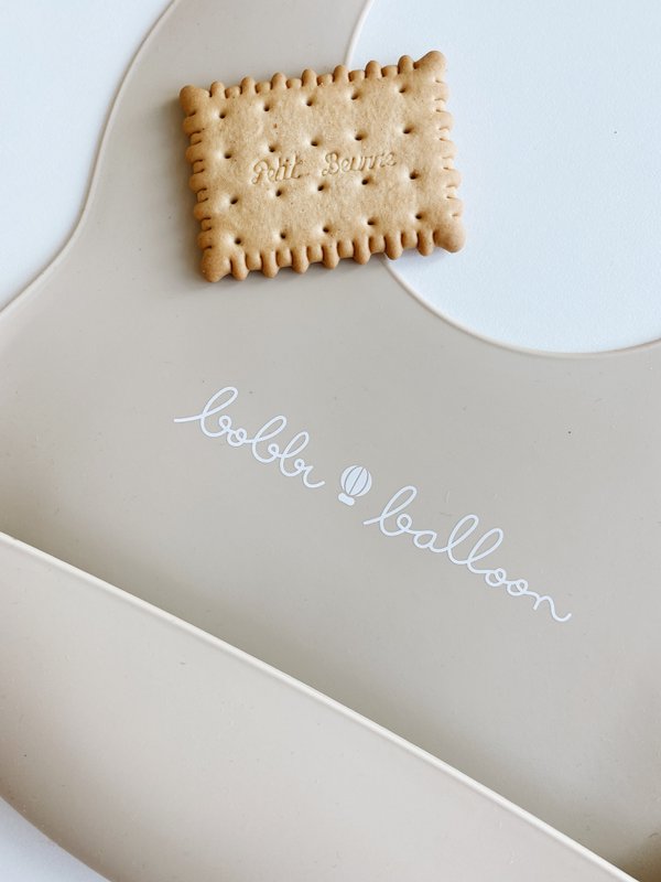 Silicone bib - Oyster Beige